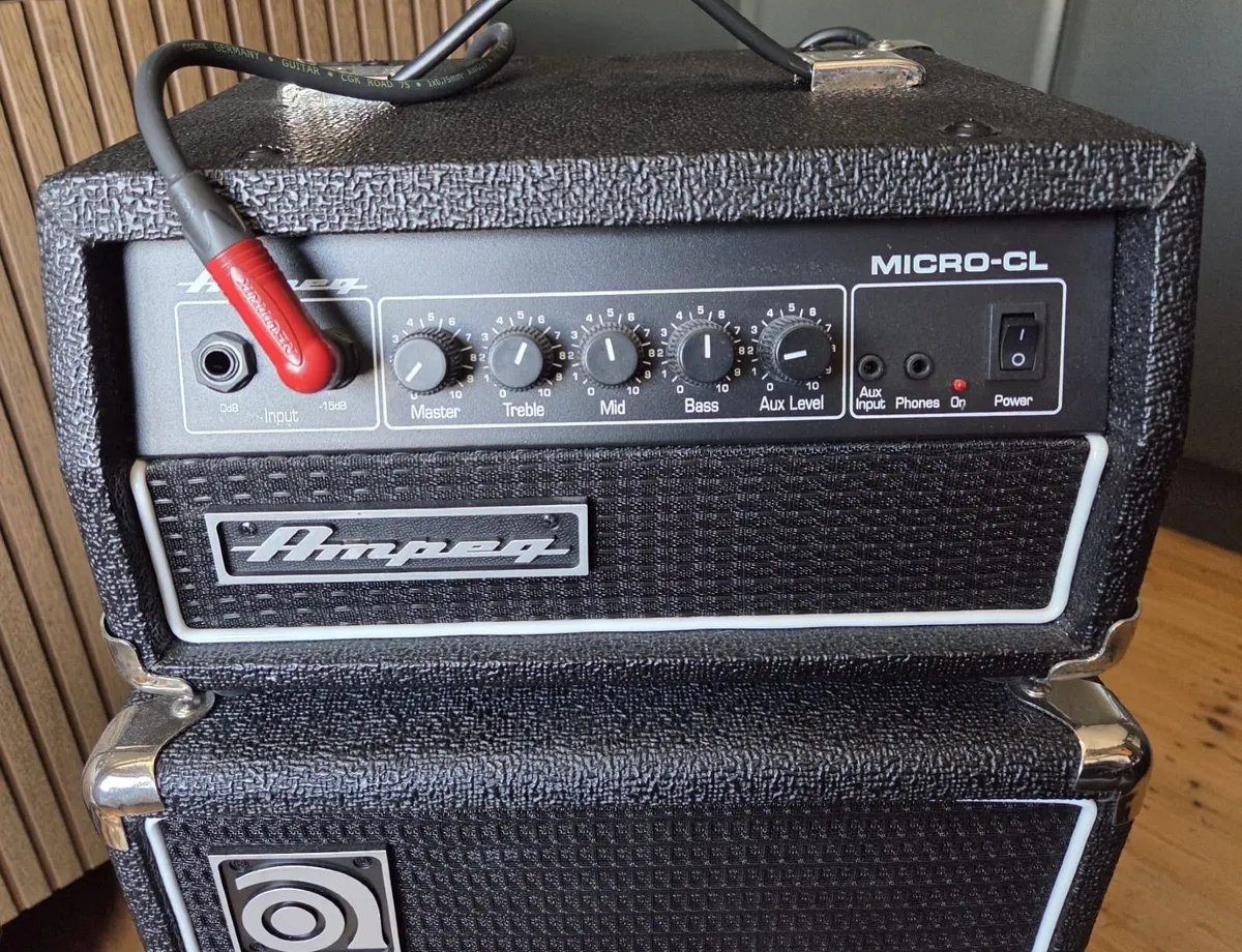 Ampeg Bass Amp - Micro-CL 100W - Image 3