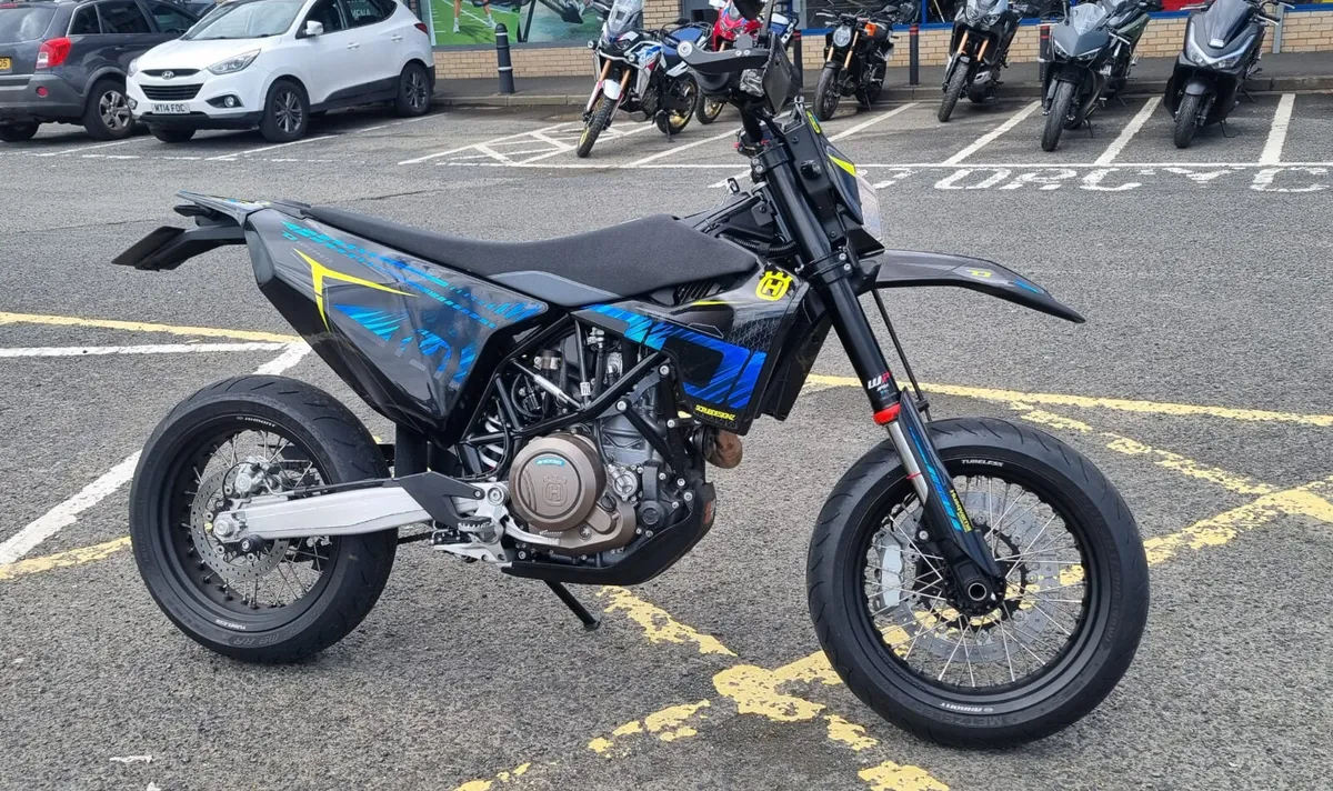 Husqvarna SM701 - Image 1