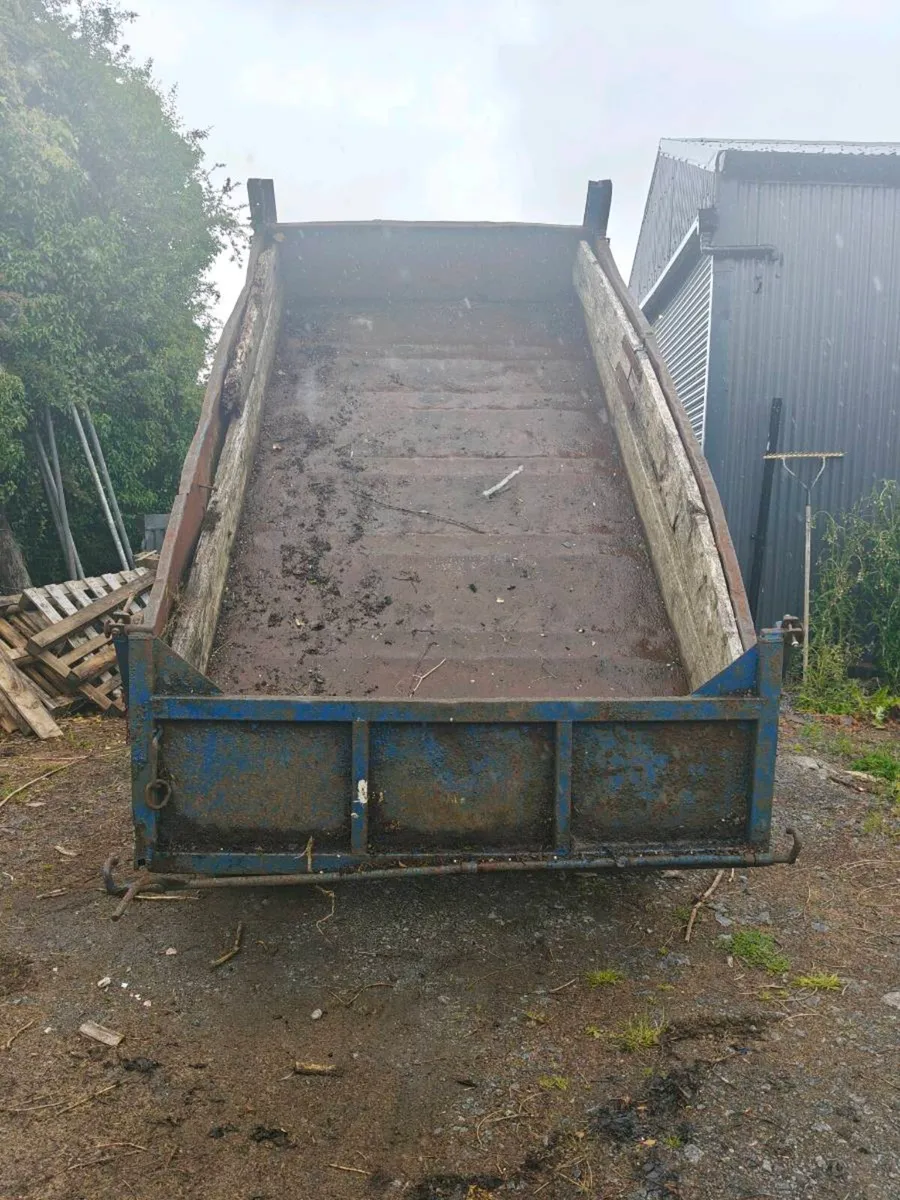 Trailer,& Bail. Lifter - Image 1