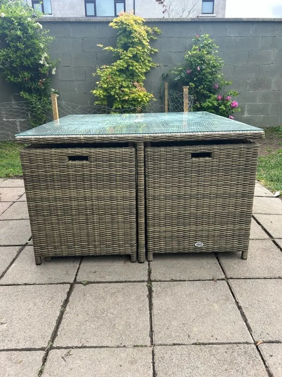 Rathwood Rattan 4 seater cube seat - Image 2