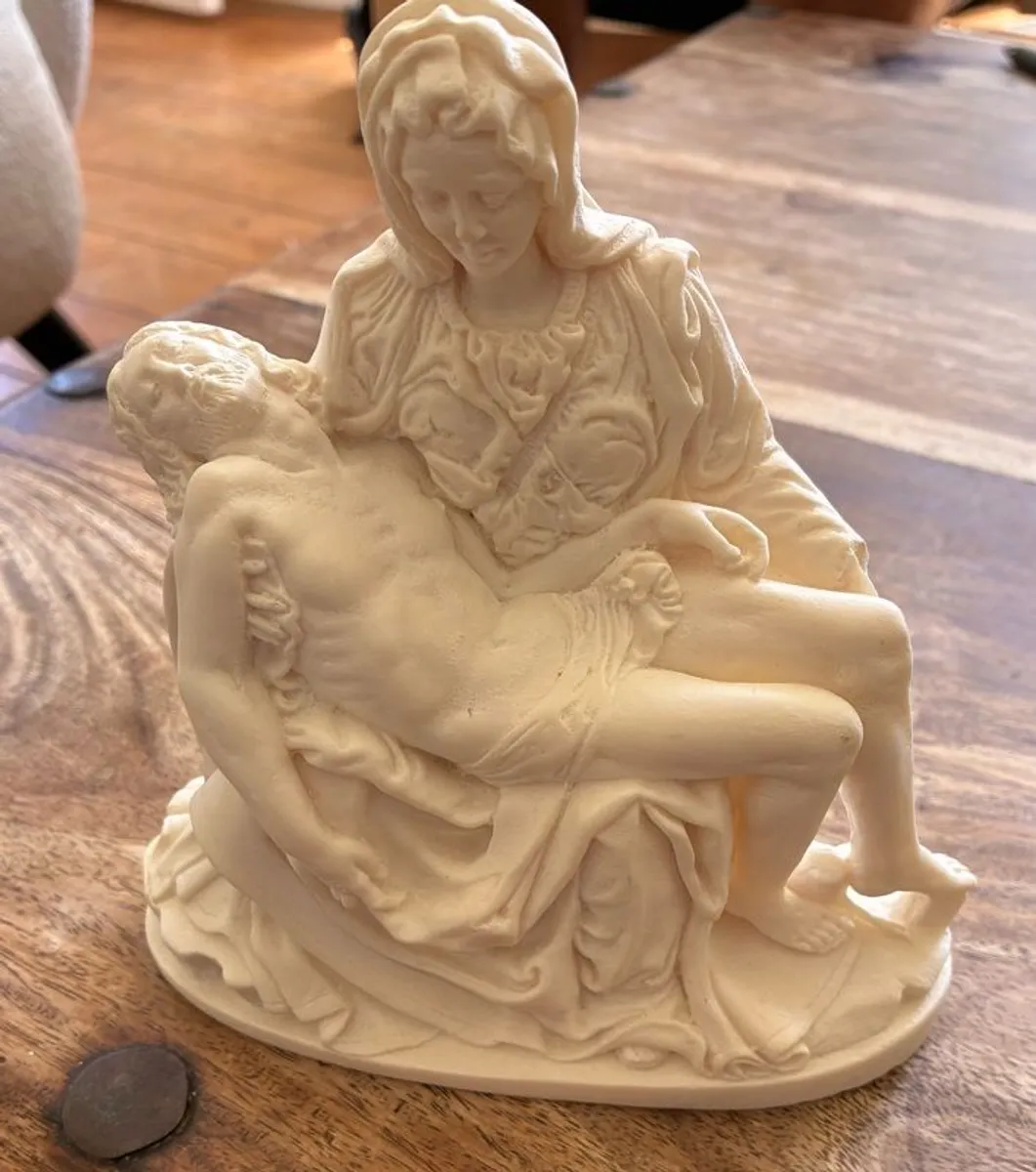 Religious Miniature Ornamental Sculptures - Image 4