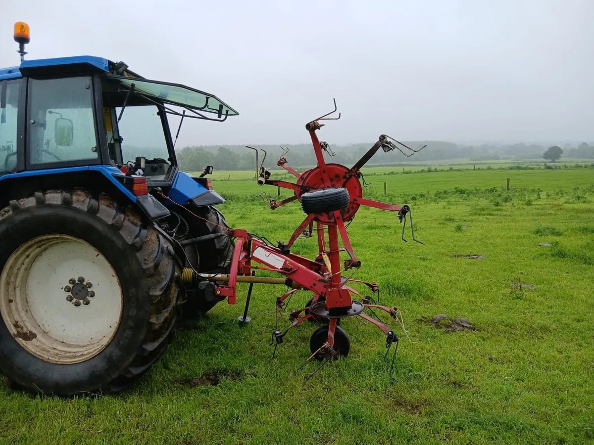 Lely lotus 460 Tedder - Image 2