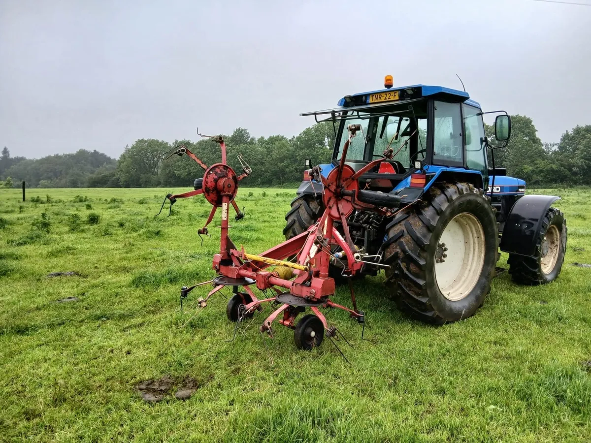 Lely lotus 460 Tedder - Image 3