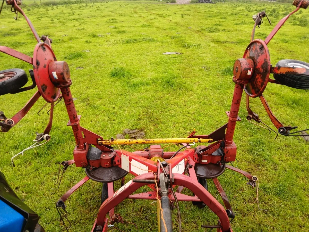 Lely lotus 460 Tedder - Image 4