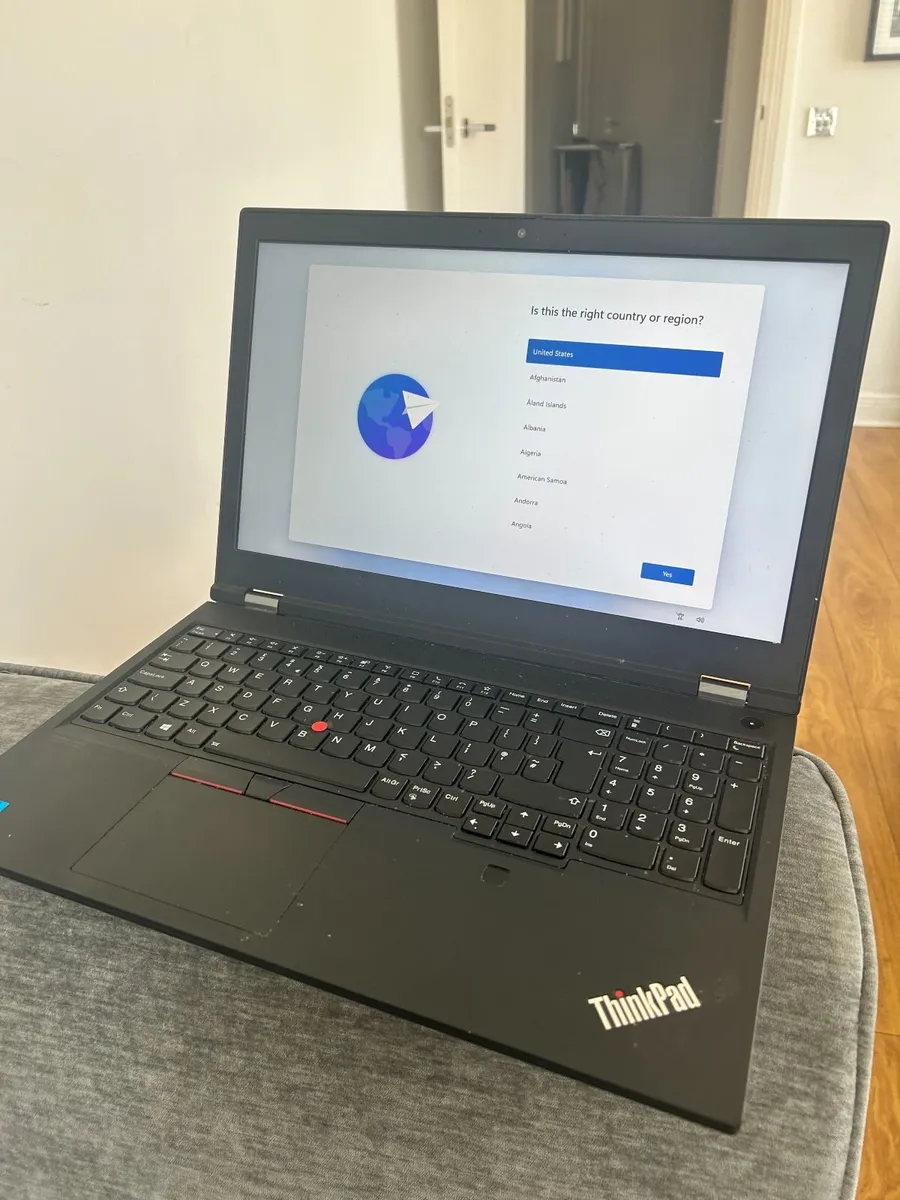 Lenovo ThinkPad Laptop – 16GB RAM - Image 1