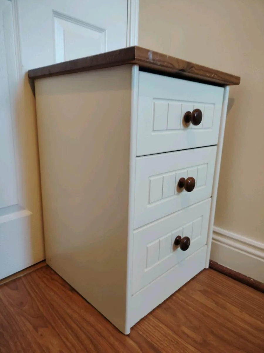Bedside locker 3 drawers - Image 3