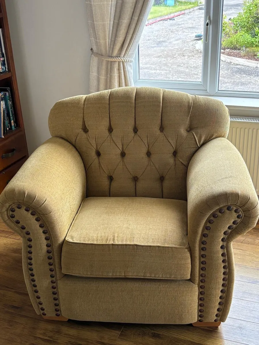 Sofa - Image 3