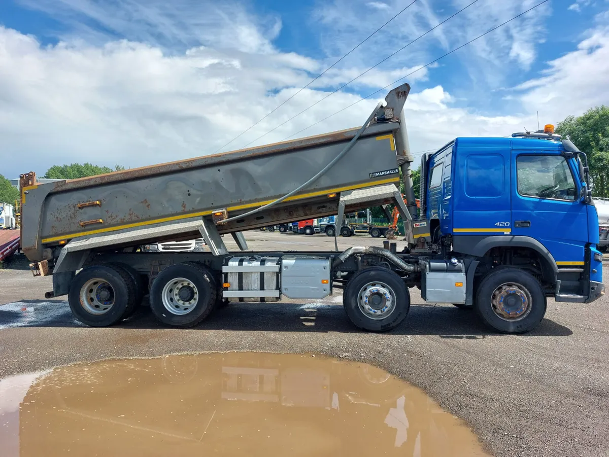 2020 Volvo FMX420 8x4 Tipper - Image 3