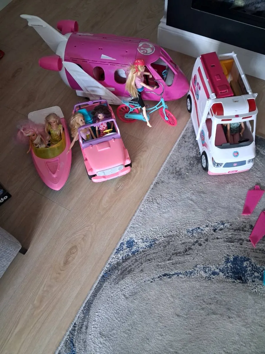 Barbie toys - Image 2