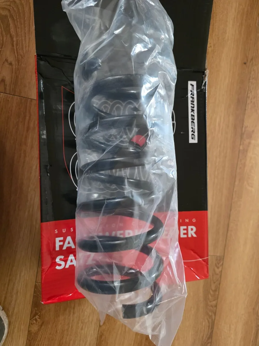 Brand new coil spring rear mondeo mk5 - Image 2