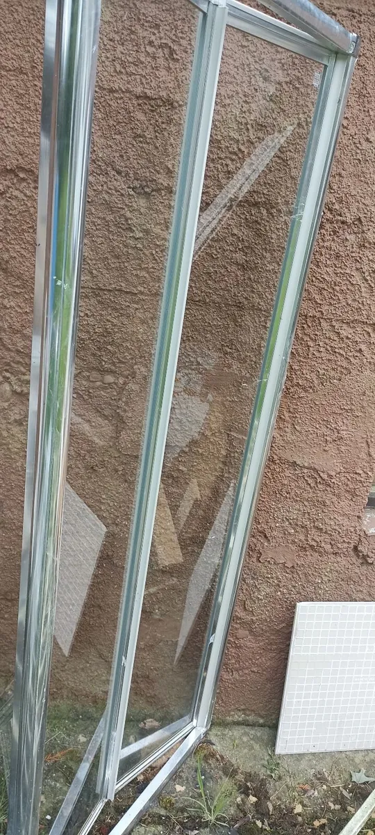 Corner Shower Screen - Image 2