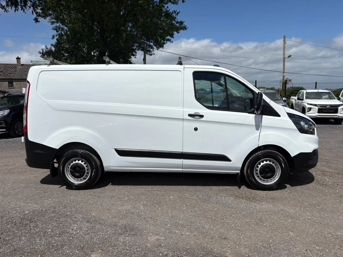 Ford Transit Custom - Image 2