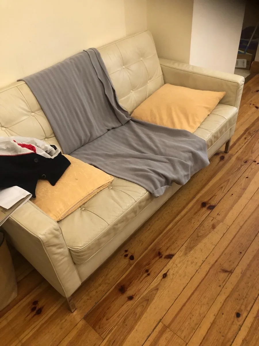 2 Sofa’s and one armchair for FREE. Collection D2 - Image 2