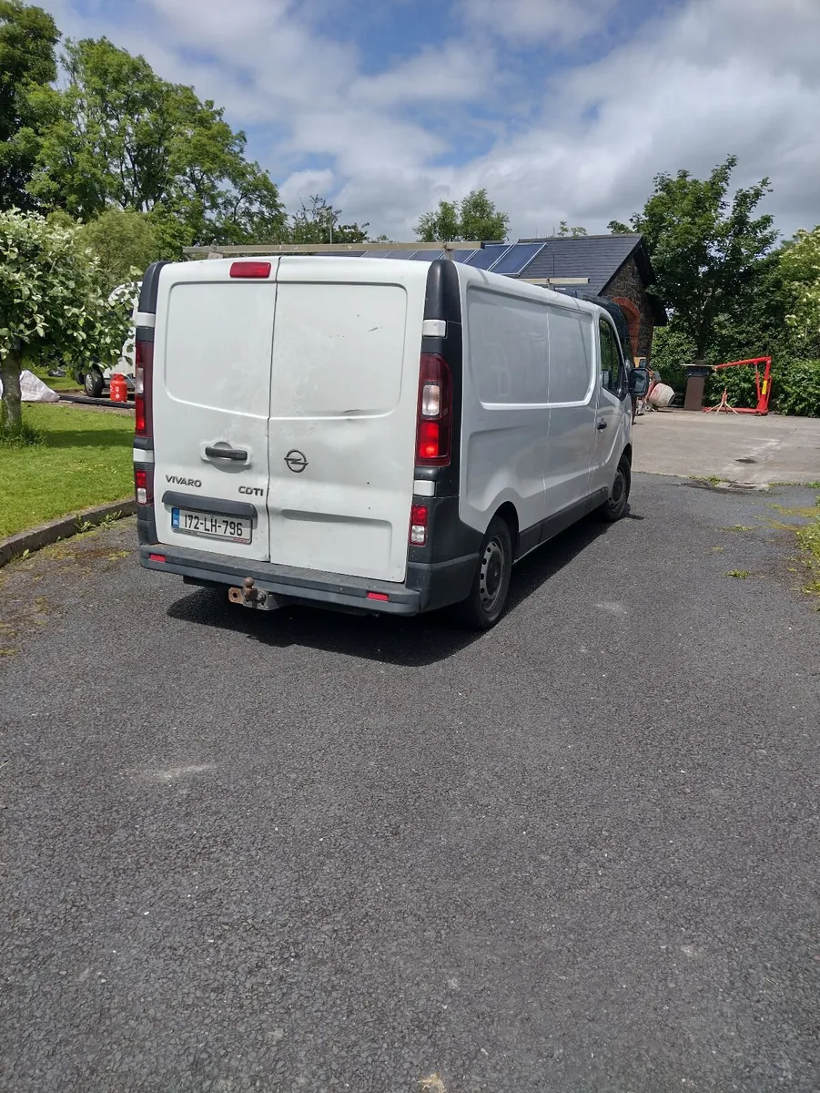 Opel Vivaro 2017 - Image 2