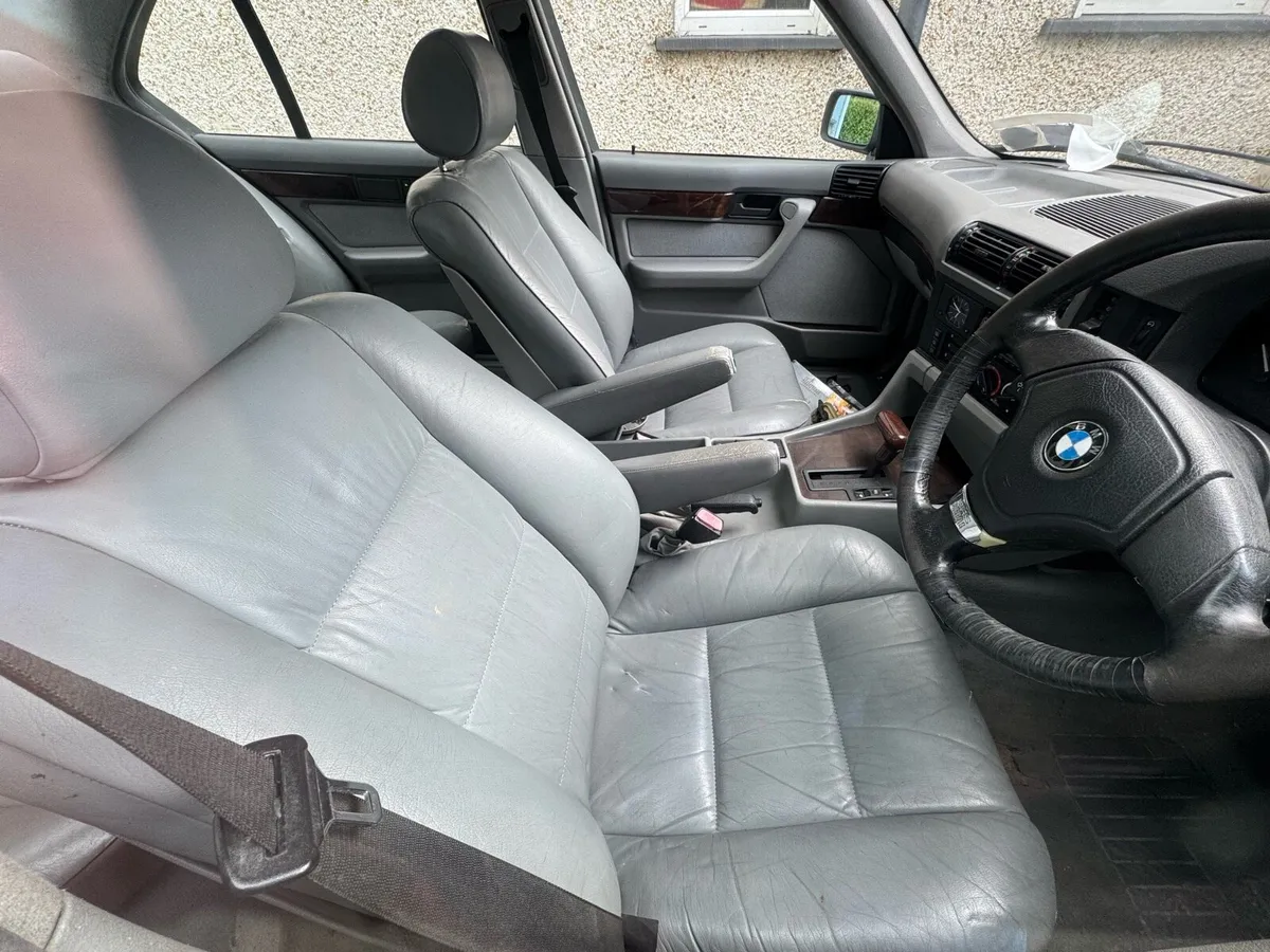 BMW E34 520i - Image 3
