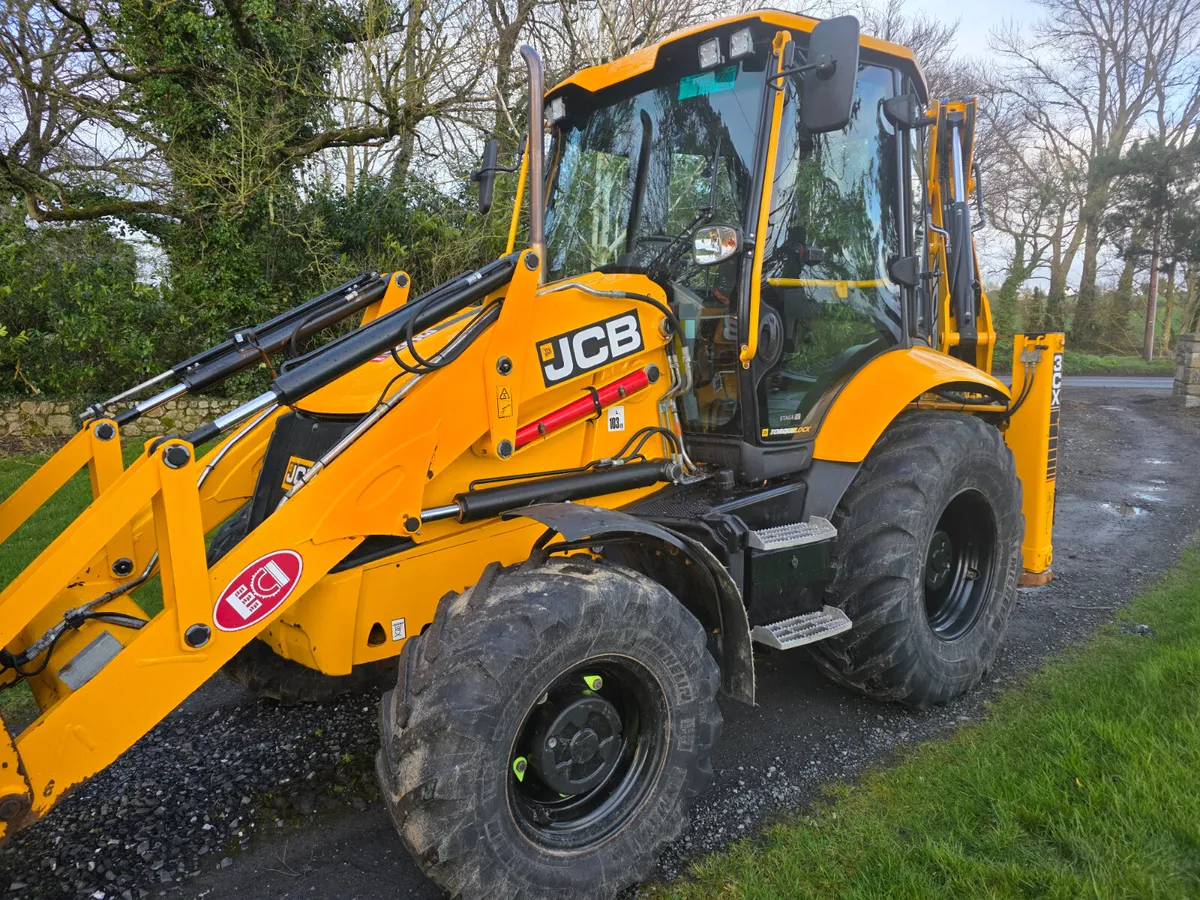 Large selection of jcb cat new Holland  terex - Image 1