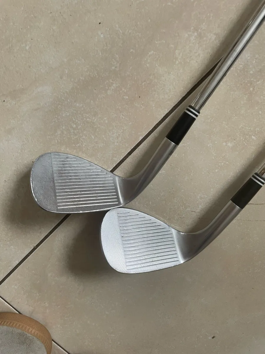 Golf Clubs - Image 4