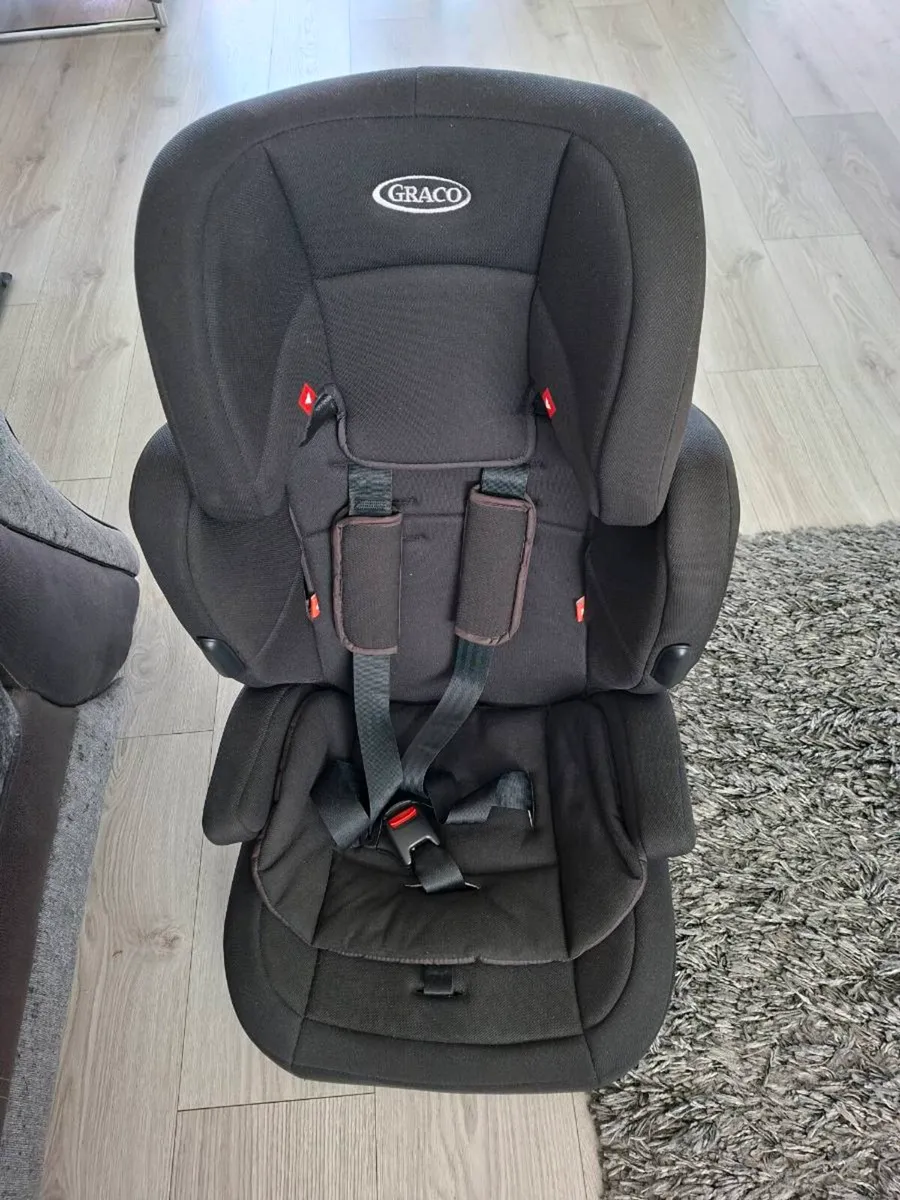 Child Car Seat - Image 2