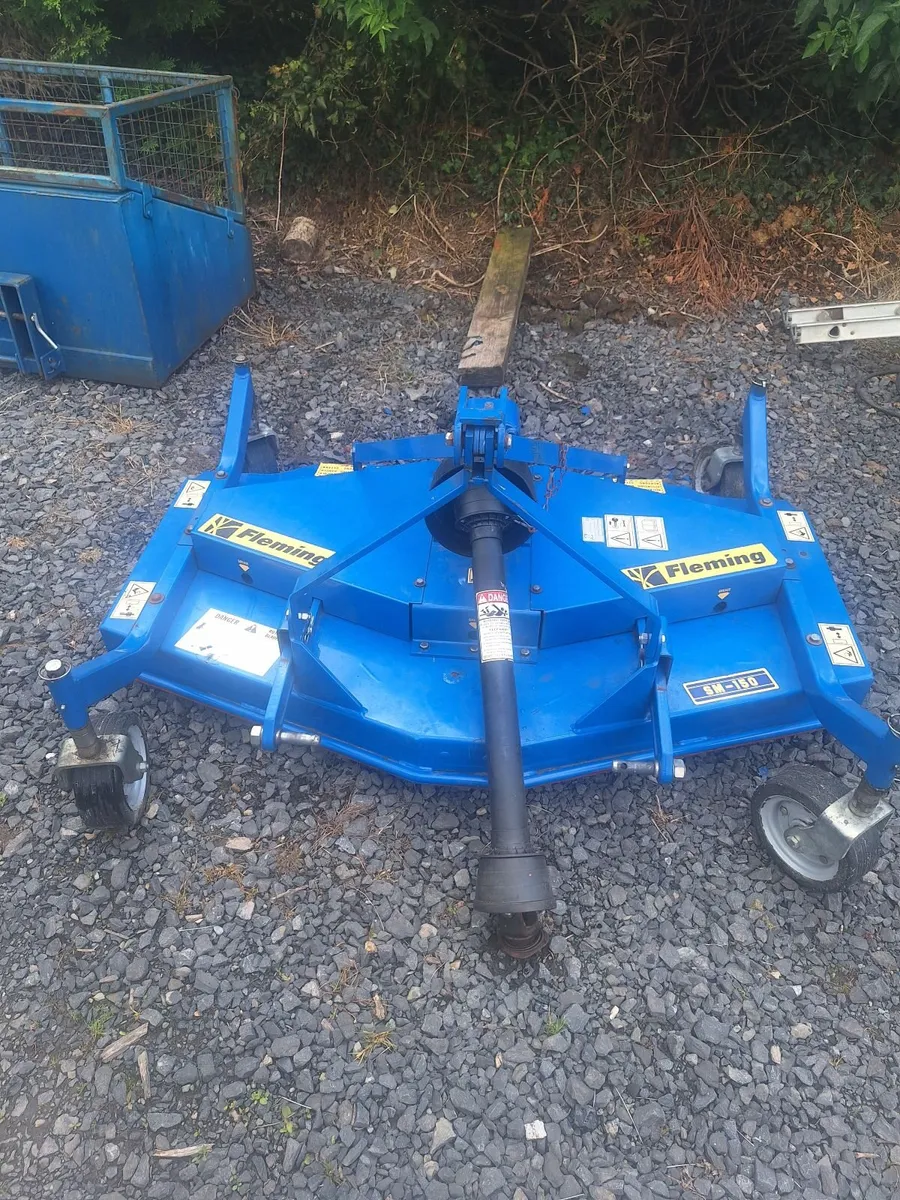 Flemings finishing mower - Image 1