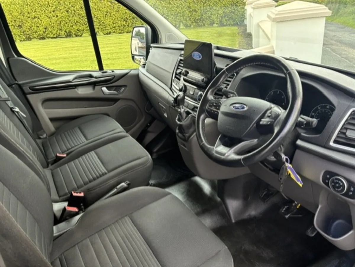 Ford Transit Custom Limited ** €215 VRT ** - Image 3