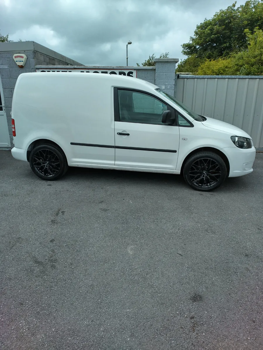 Volkswagen Caddy 2013 - Image 1