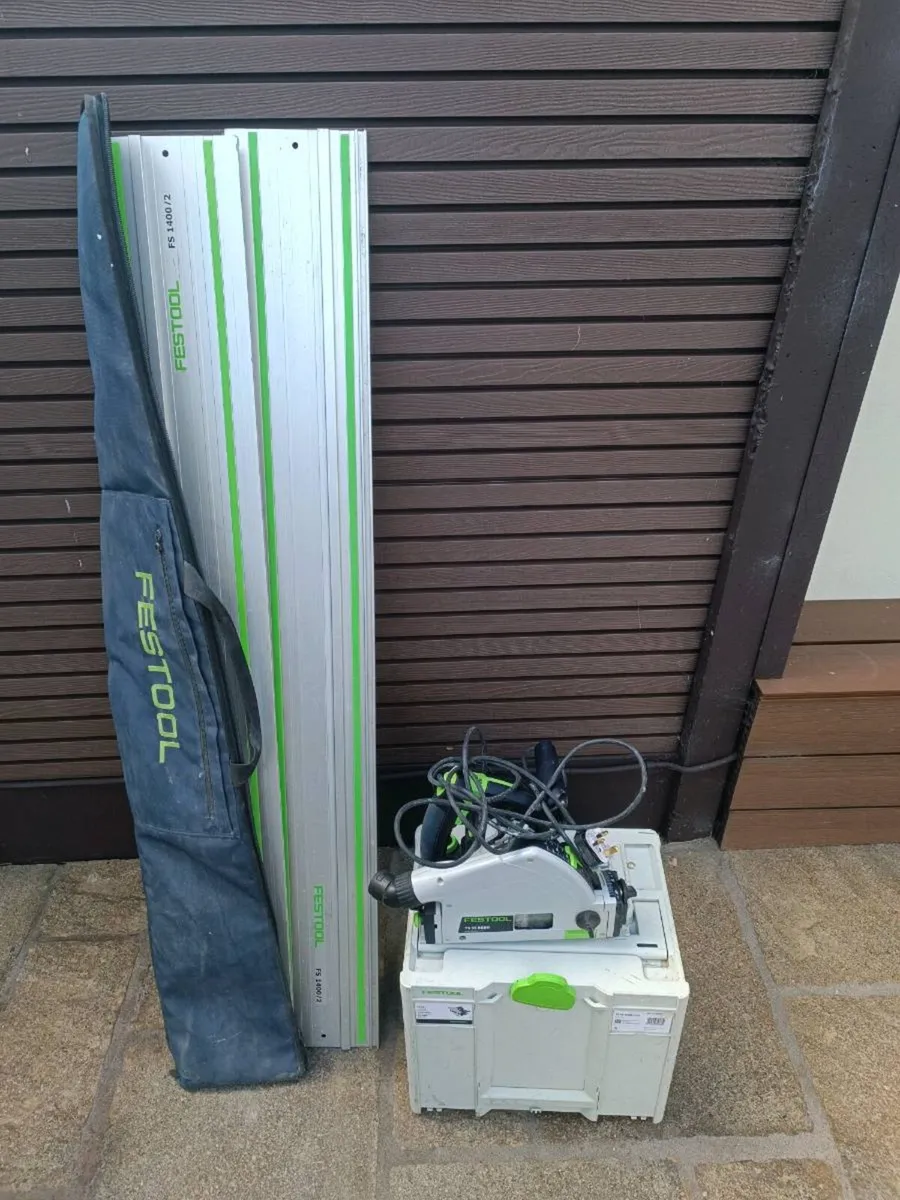 Festool ts55 redq plunge saw.