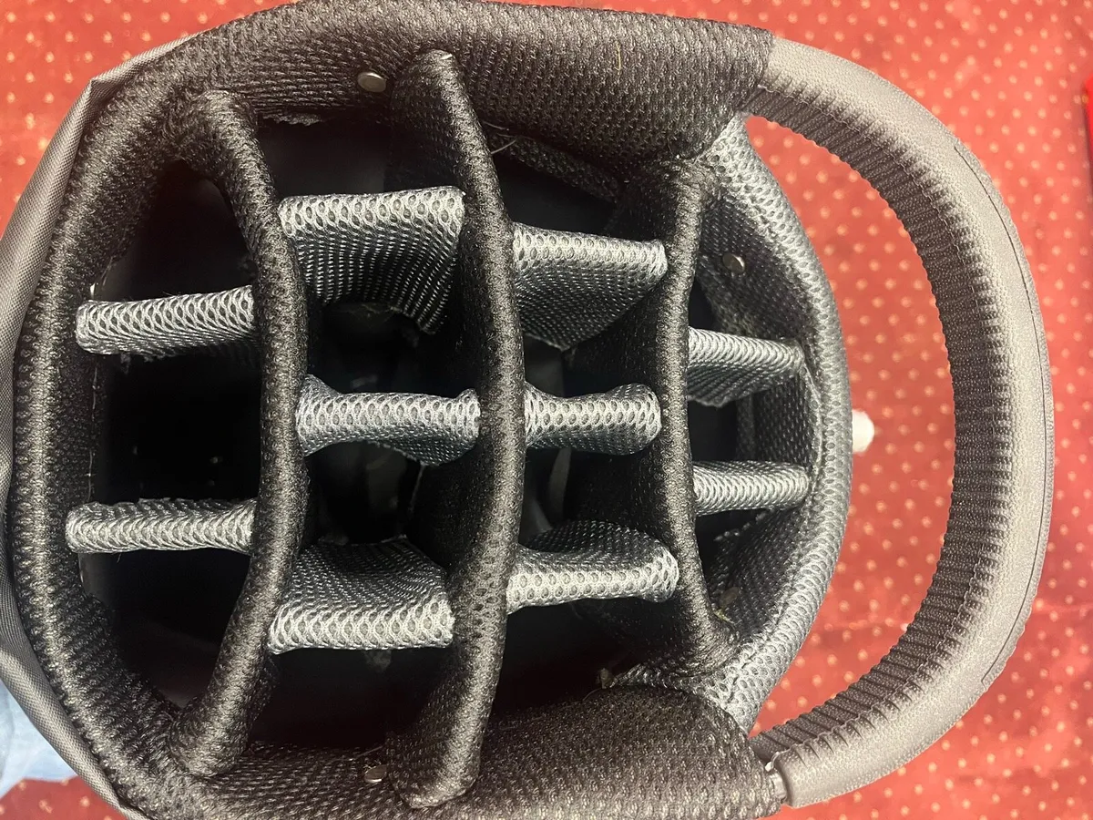 Cleveland Golf Bag - Image 4