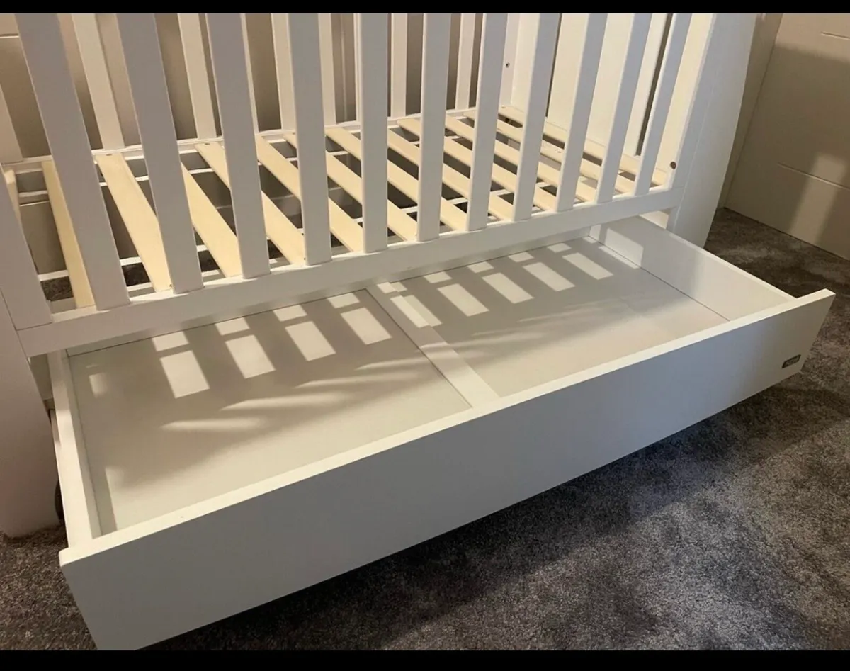 Brand New COTBED- Tutti Bambini - Image 3