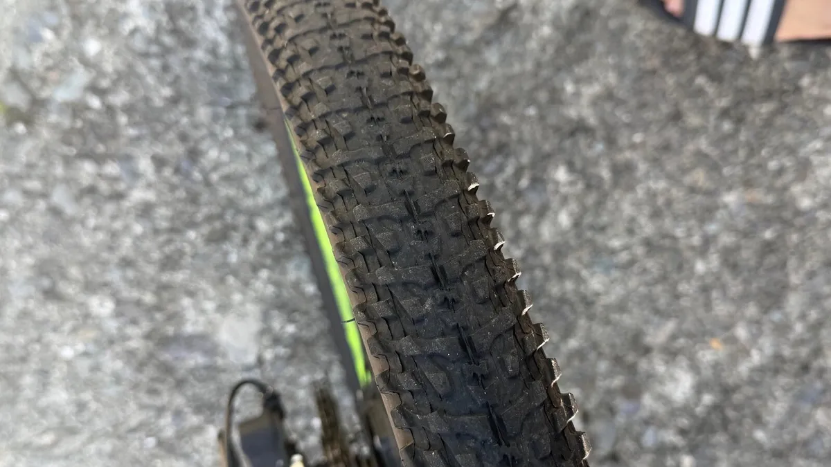 HUMMER BASIS Electric Mountain Bike - Image 2
