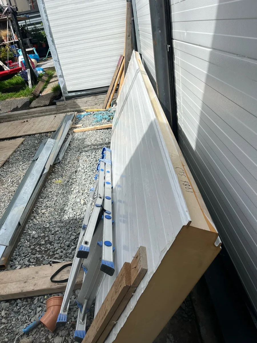 Kingspan quad core panel 4.8m - Image 2