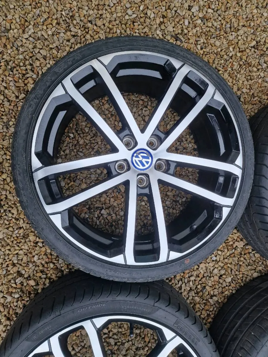 VW 19' GOLF CADDY ECT ALLOYS ,GOOD TYRES - Image 2