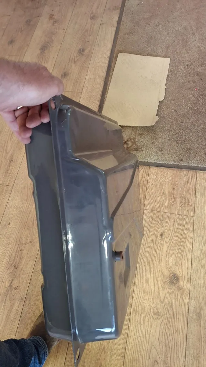 Diesel tank MF 35  -135 - Image 3