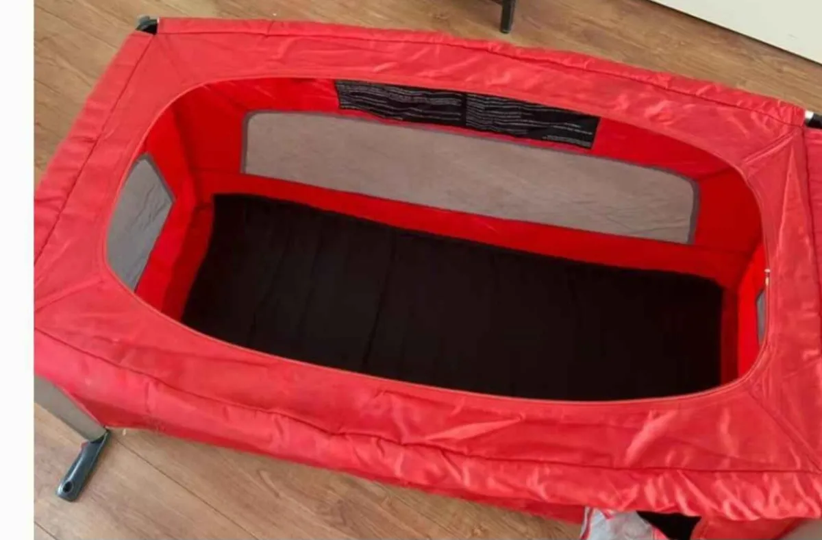 Phil and ted traveller platpen/ travel cot - Image 3