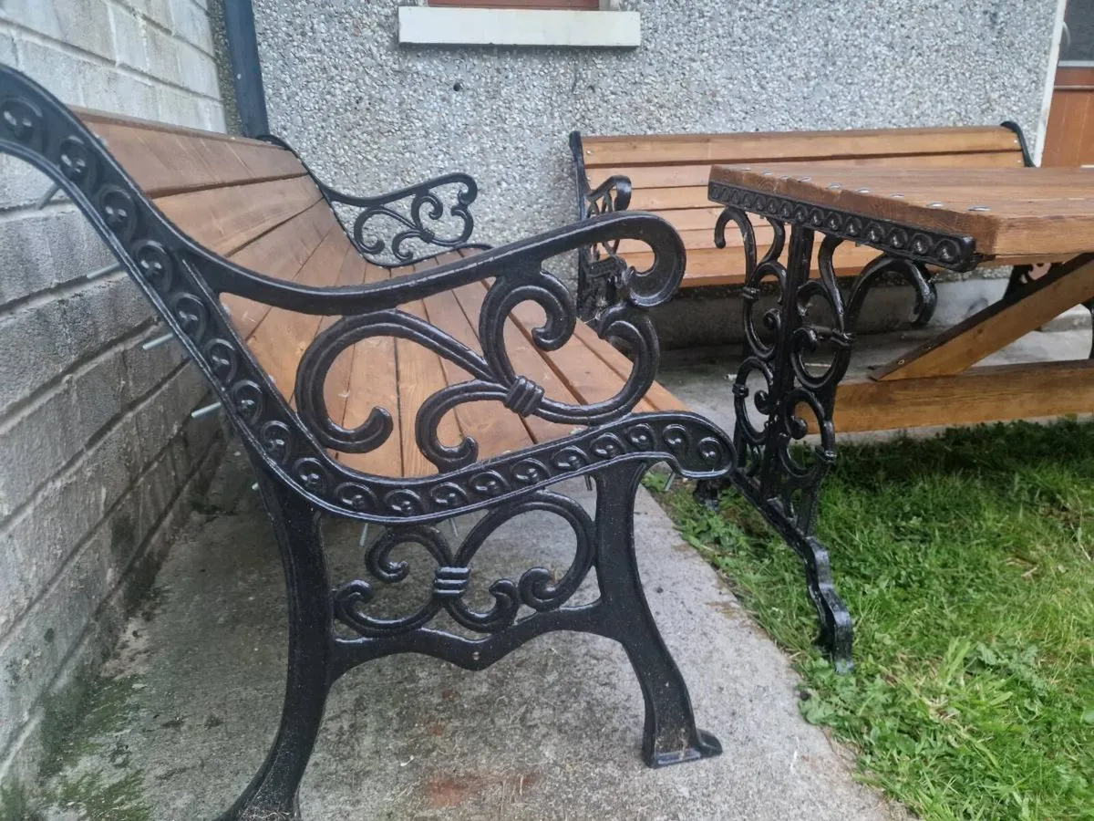Cast iron table + benches - Image 4