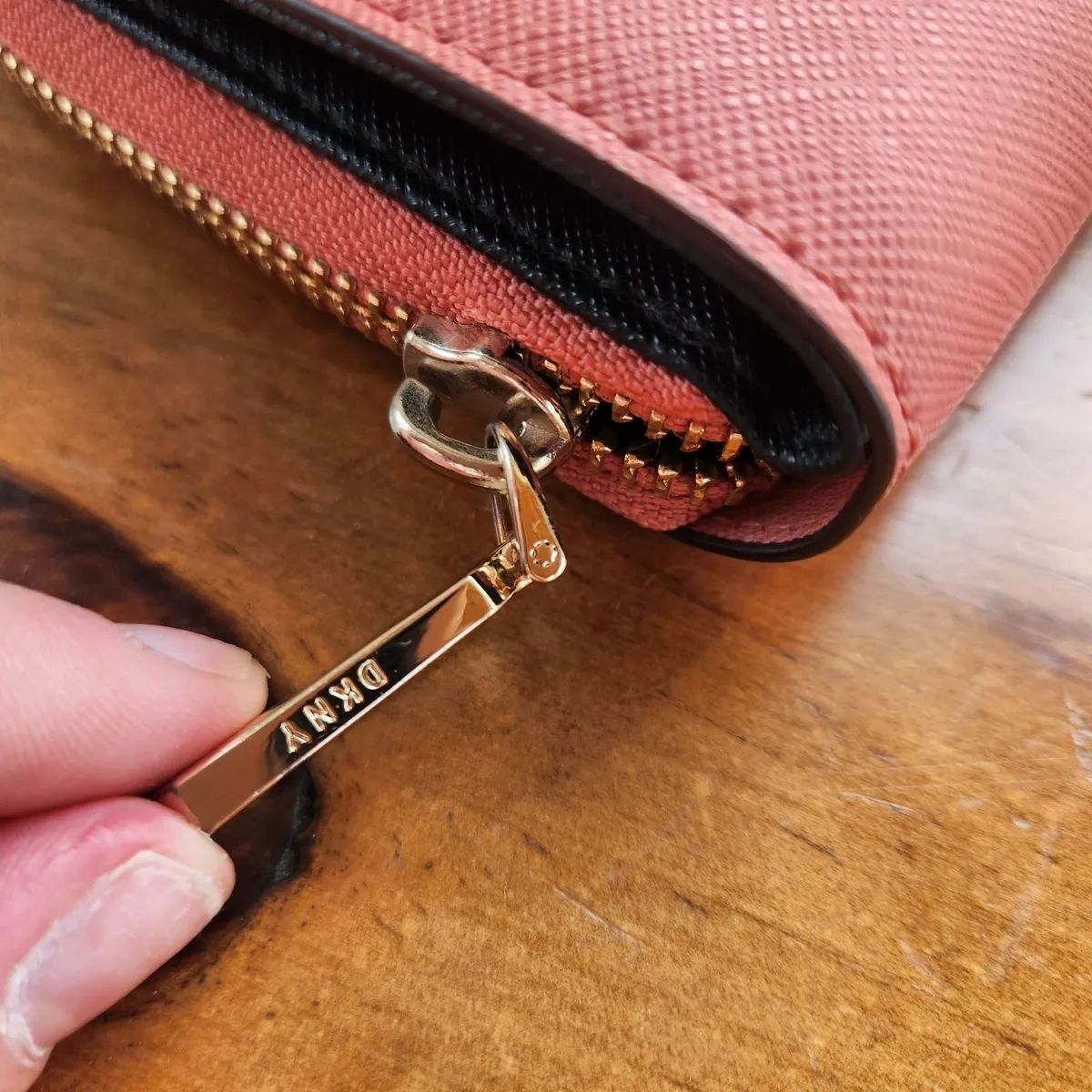 DKNY purse - Image 3