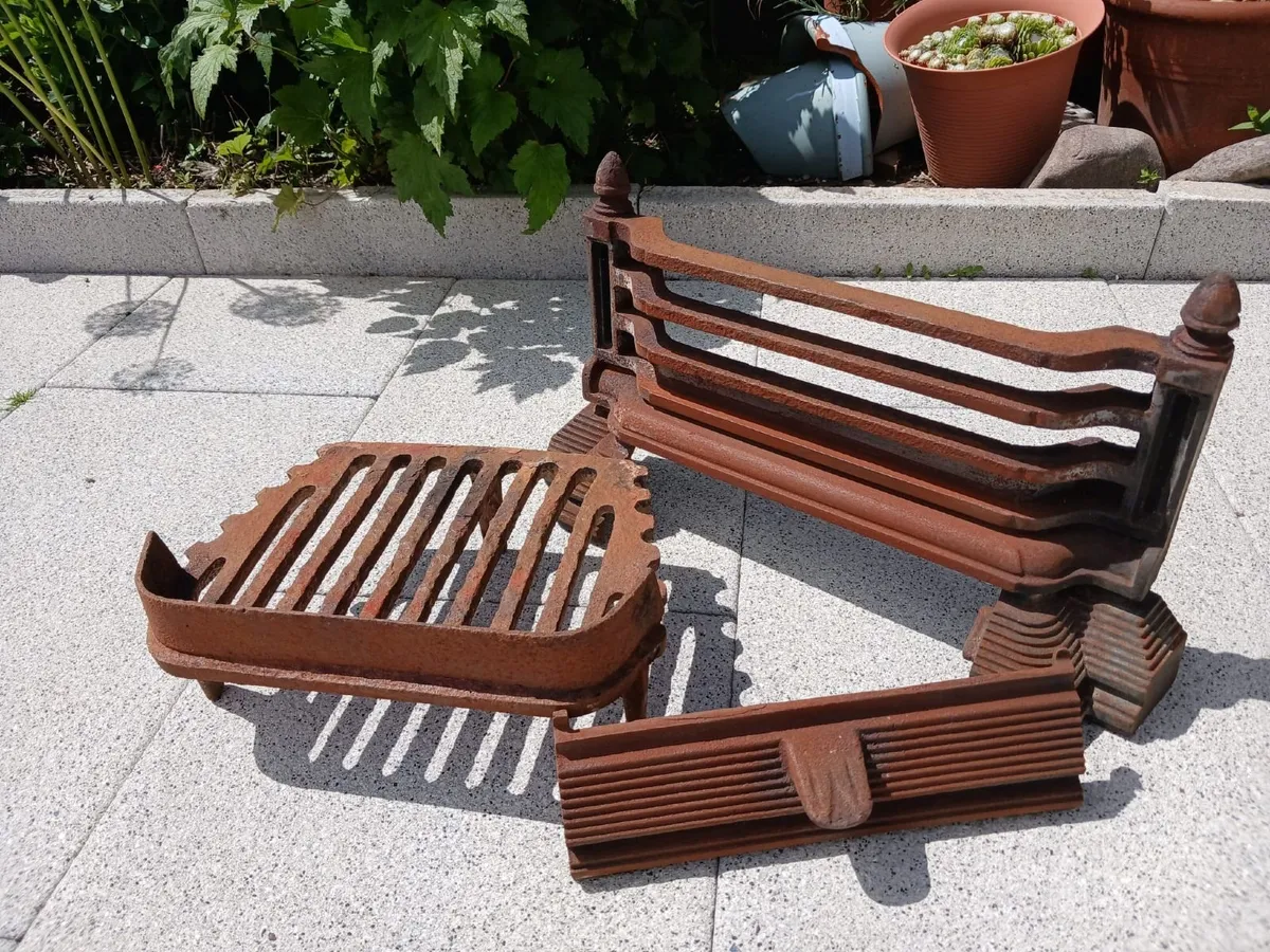 Cast iron fret  grate - Image 4