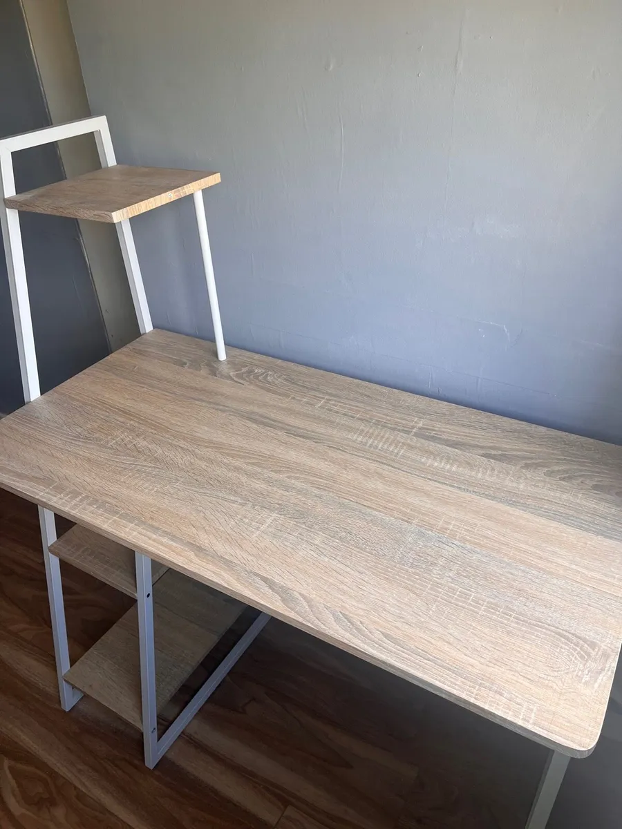Desk - Image 3