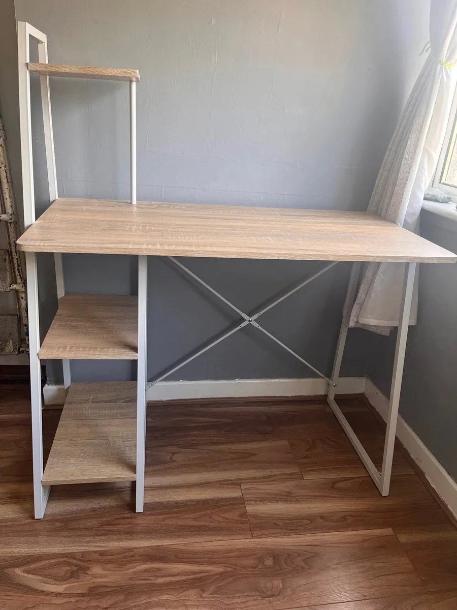 Desk - Image 2