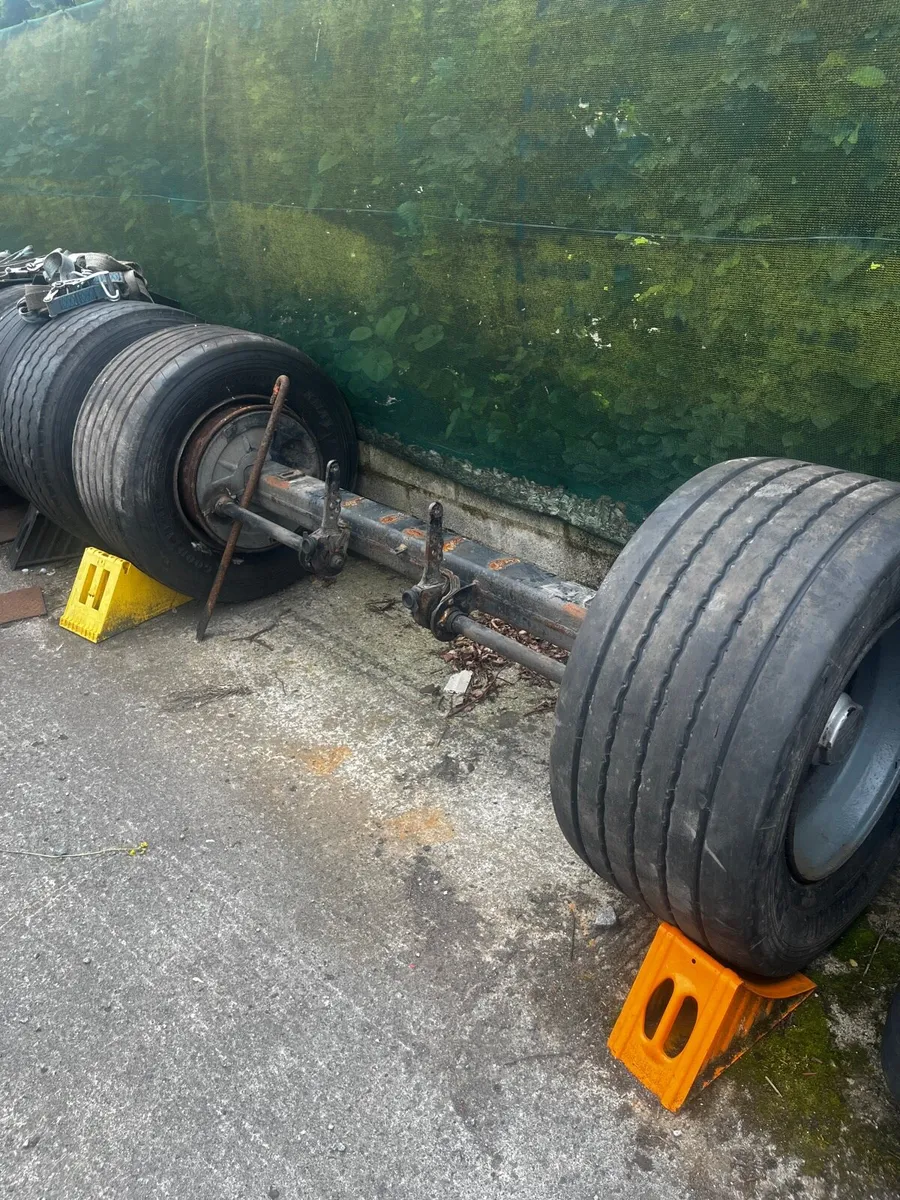 BPW 10 Stud axle 445/45/19.5 + other axle & tyres - Image 2