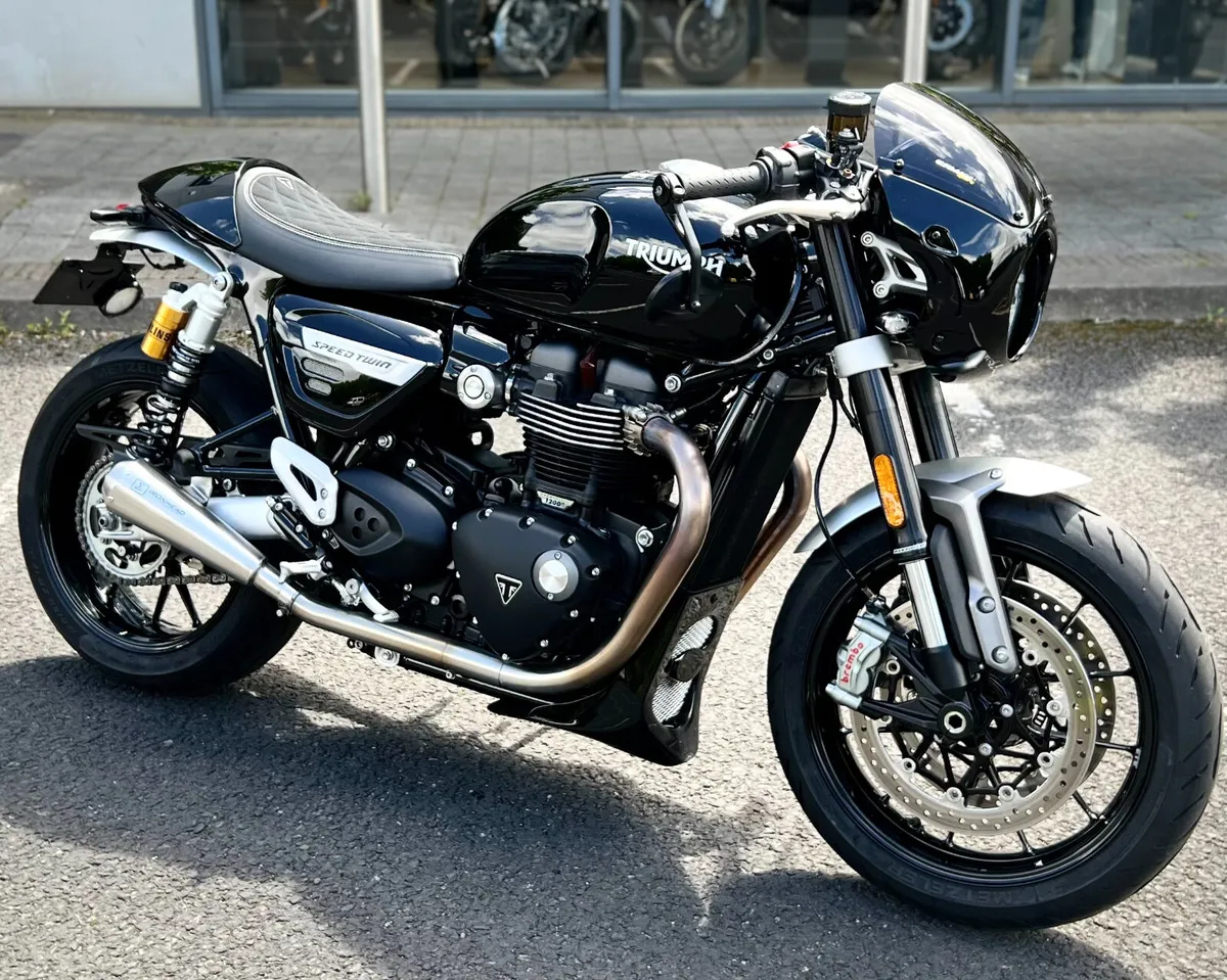 TRIUMPH SPEED TWIN 1200 €259 per month - Image 2