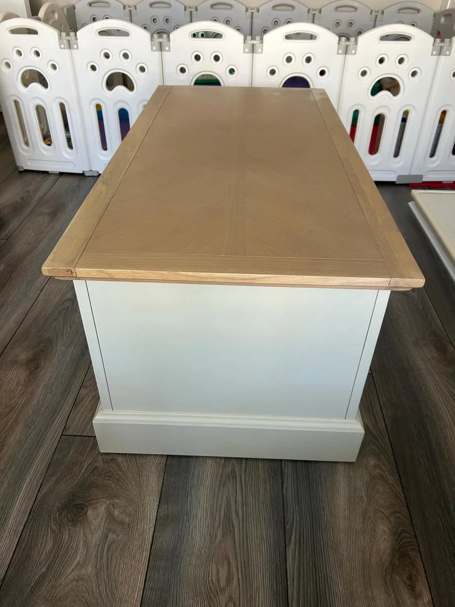Solid wood coffee table - Image 3