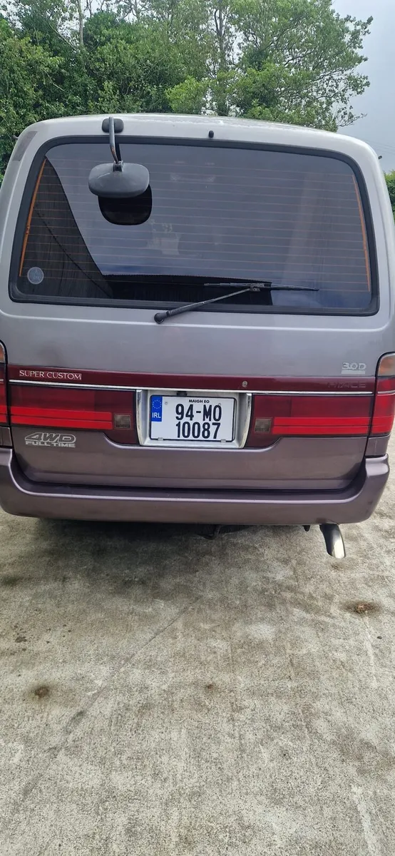 1994 toyota hiace. 4wd 3.0. - Image 4
