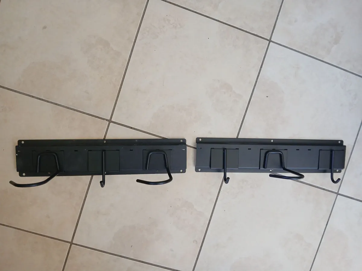 Bike wall hanger - Image 1