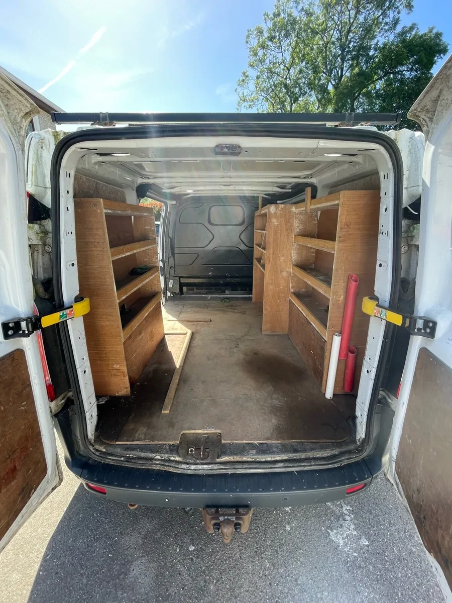 Ford Transit Custom 2018 (181) - Image 2