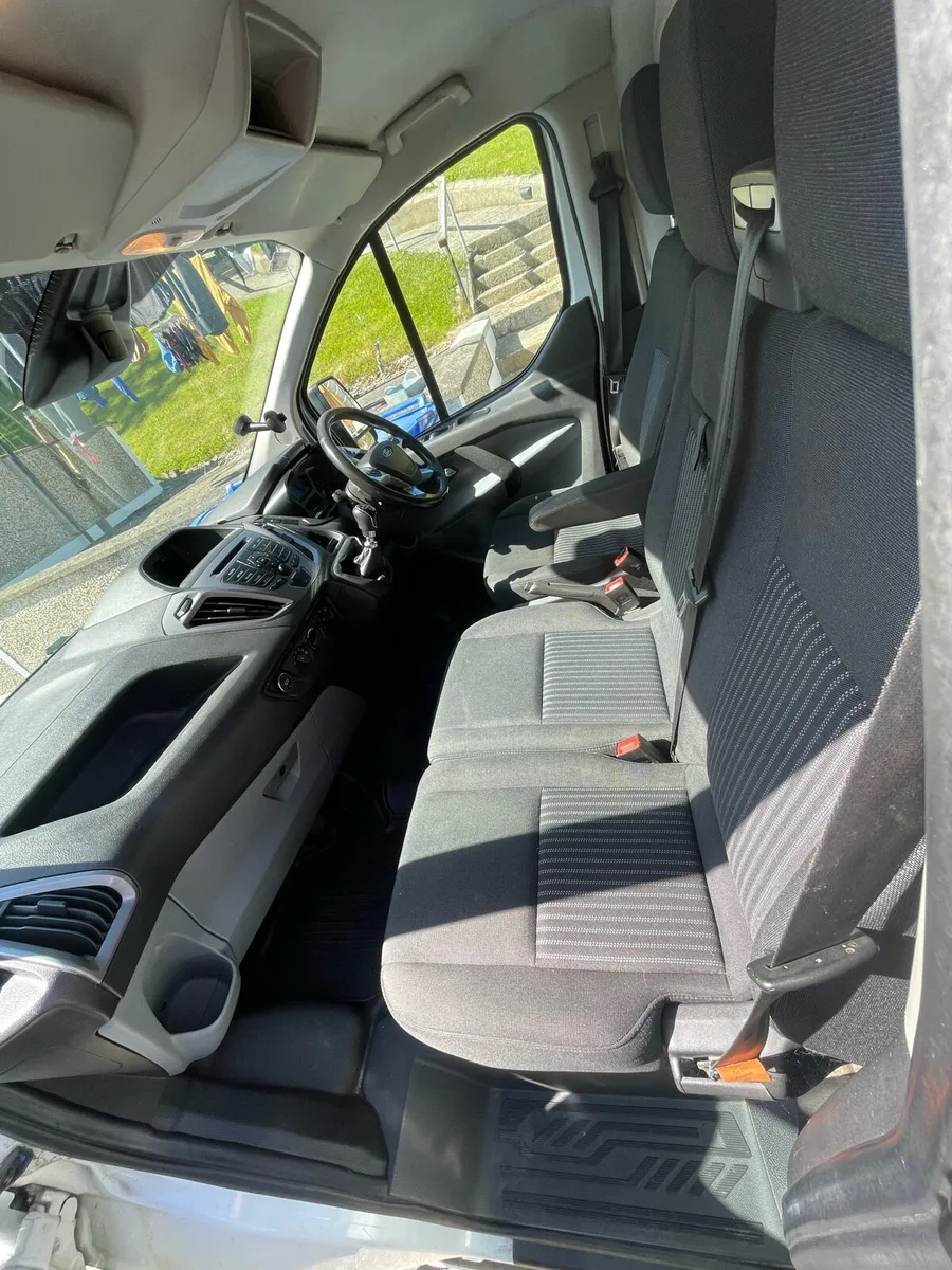 Ford Transit Custom 2018 (181) - Image 4