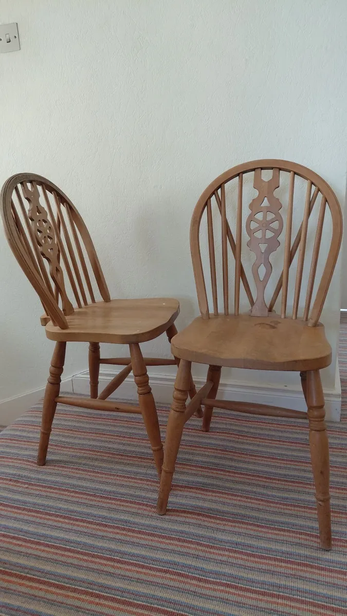 Solid wooden chairs - Image 3