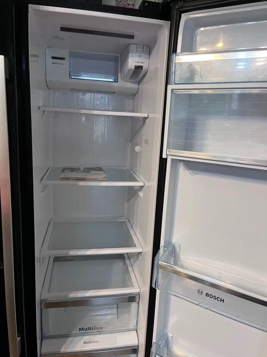 Bosch Fridge freezer - Image 3