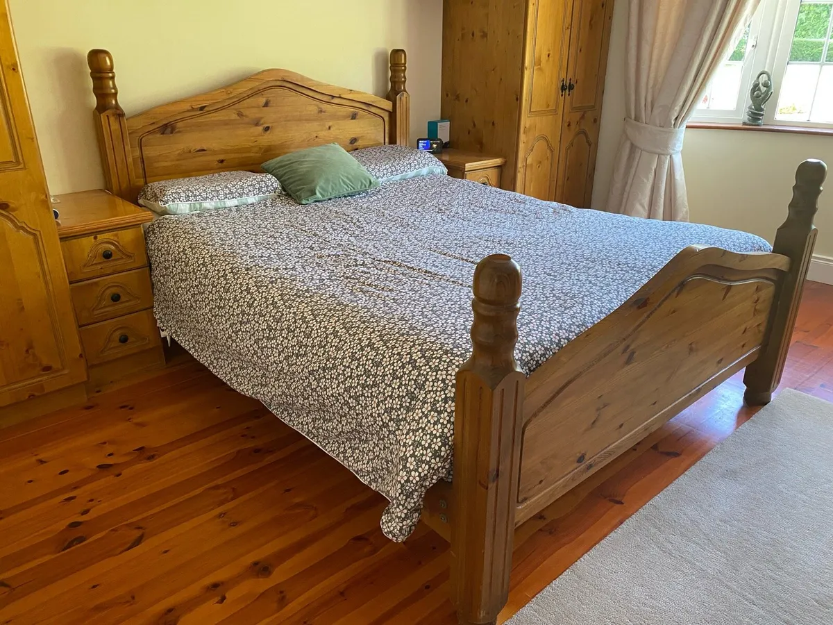 Bed - Image 2