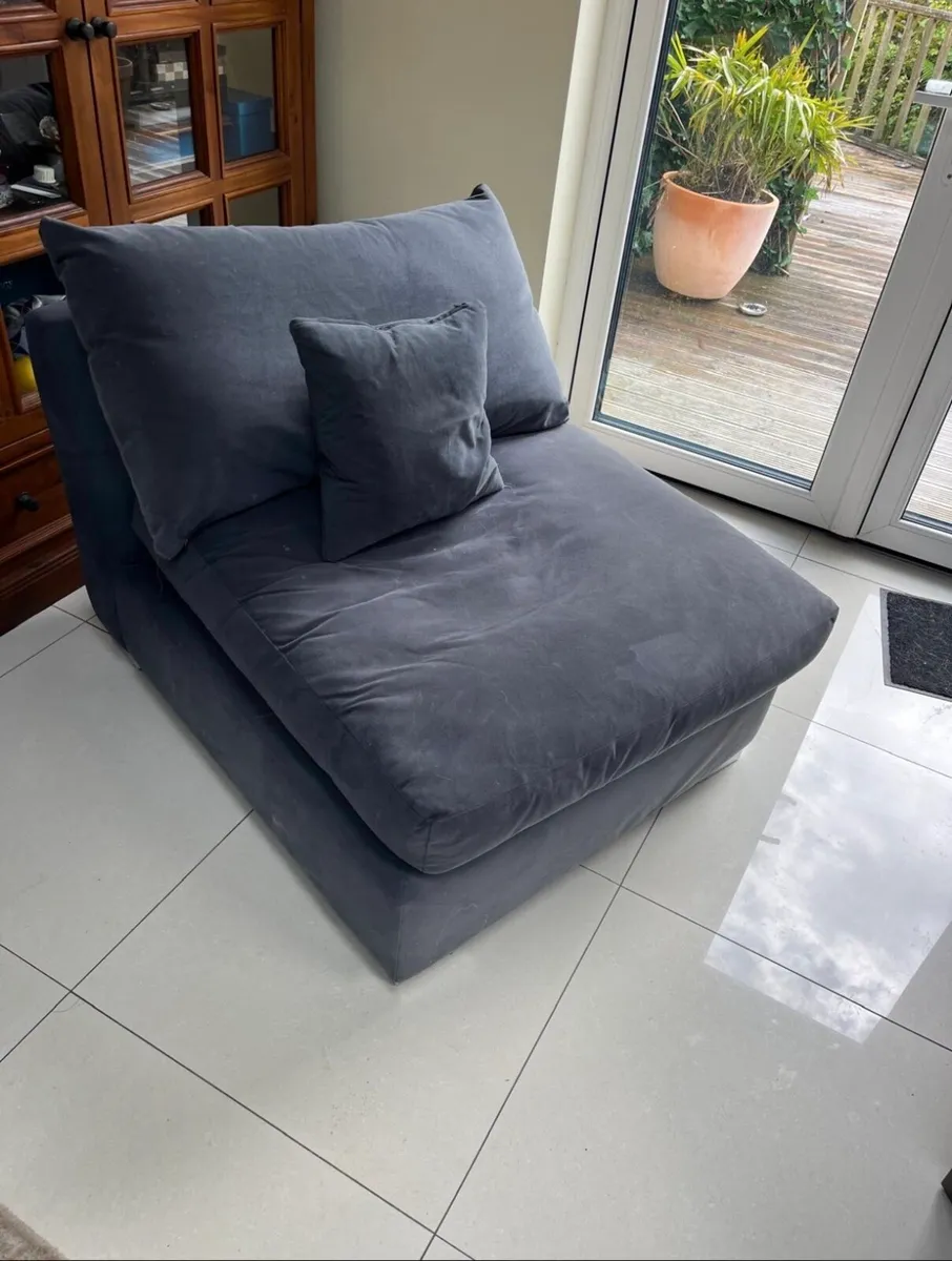 Couch - Image 1
