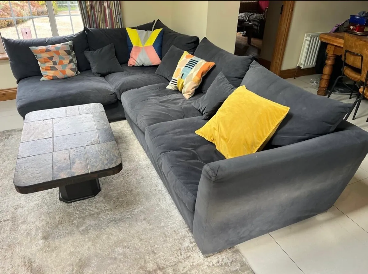 Couch - Image 2